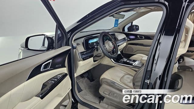 Kia Carnival 4세대 Signature, 2022 11
