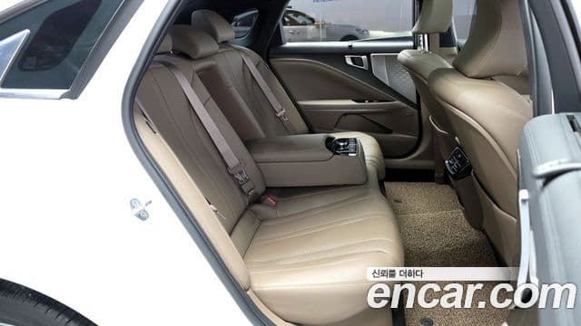 Kia K8 гибрид Noblesse, 2023 12