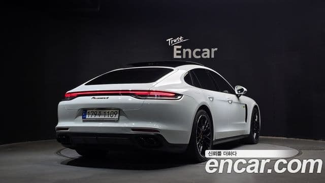 Porsche Panamera (971) 2.9 AWD E-гибрид Platinum Edition, 2022 2