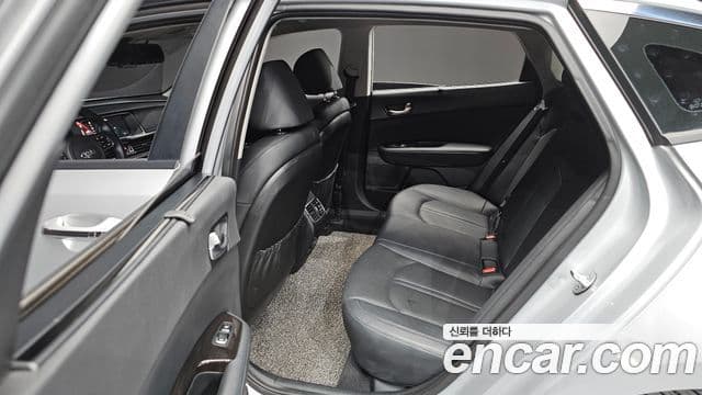 Kia K5 2세대 Noblesse, 2016 11