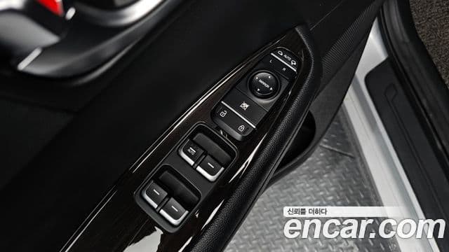Kia K5 2세대 Noblesse, 2016 12