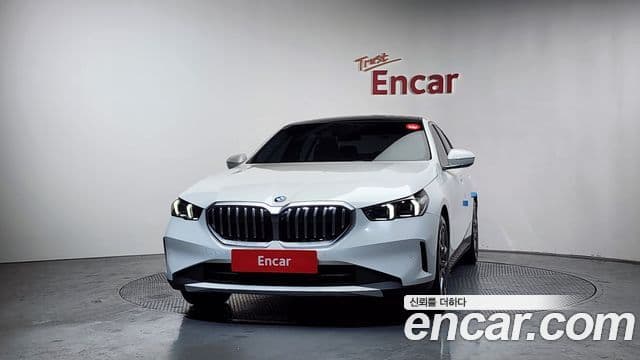 BMW 5시리즈 (G60), 2024 3