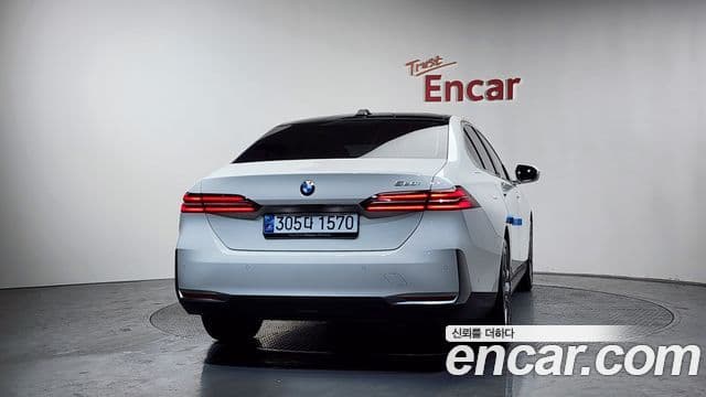 BMW 5시리즈 (G60), 2024 4