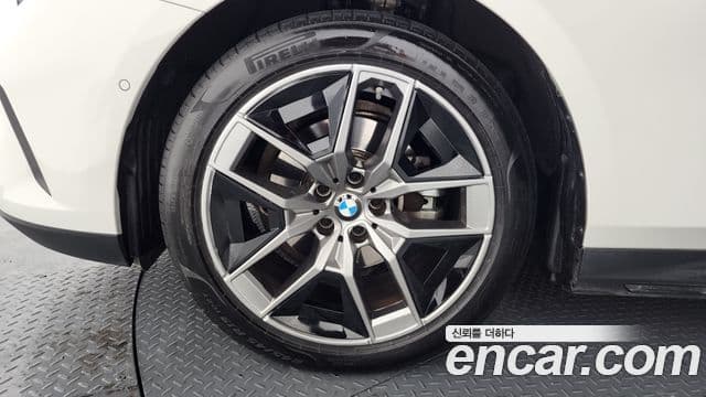 BMW 5시리즈 (G60), 2024 все фото