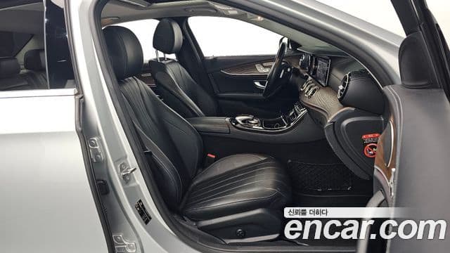 Mercedes-Benz E-класс W213 Exclusive, 2018 10