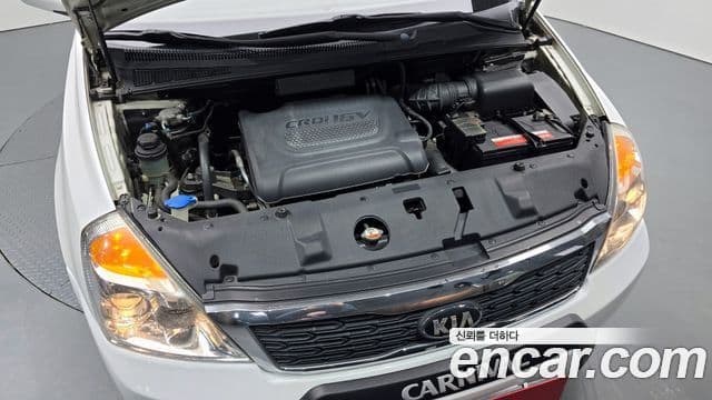 Kia Carnival R Premium, 2013 6