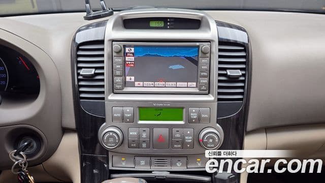 Kia Carnival R Premium, 2013 14