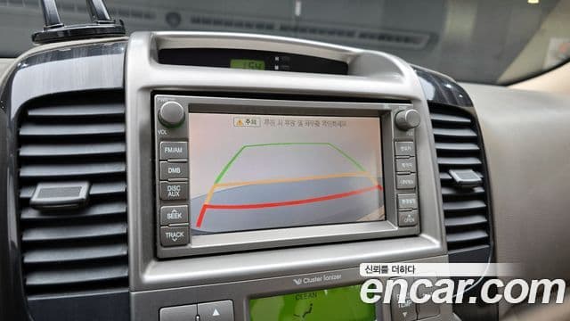 Kia Carnival R Premium, 2013 15