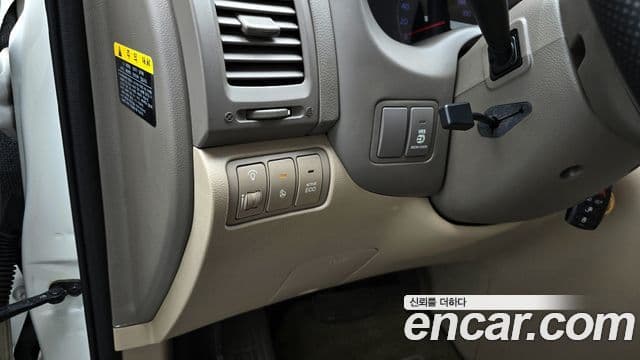 Kia Carnival R Premium, 2013 16