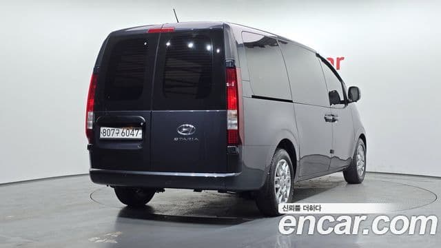 Hyundai Staria Modern, 2022 2