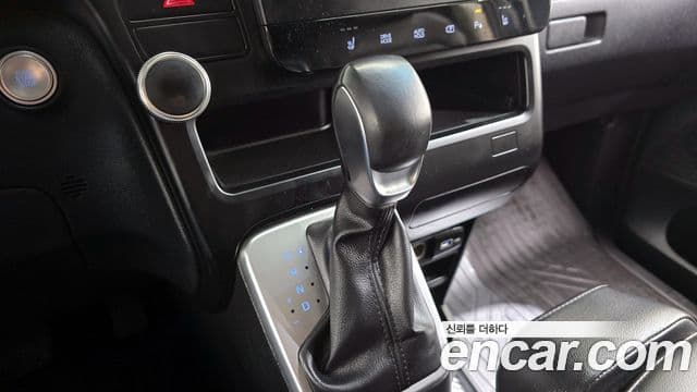 Hyundai Staria Modern, 2022 9