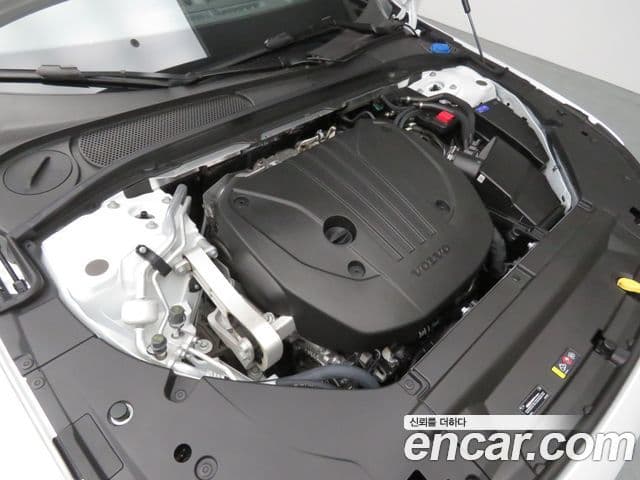 Volvo S90 B5 Ultra Bright, 2026 все фото