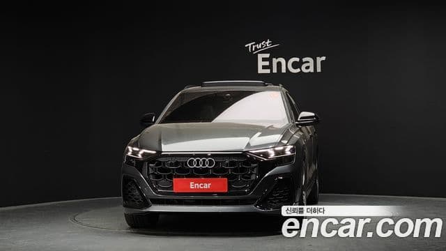 Audi Q8 (4M) Premium, 2025 3