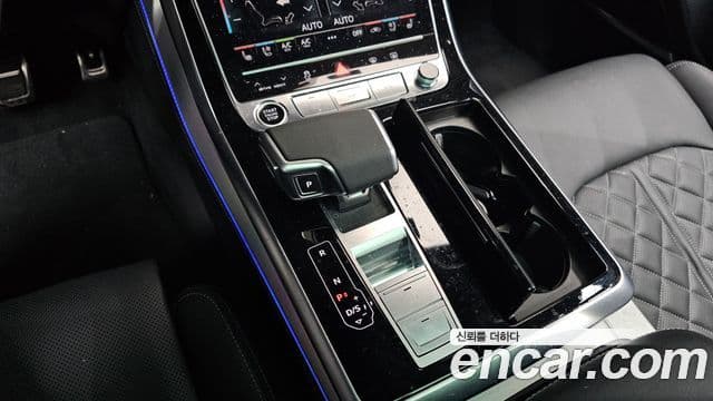 Audi Q8 (4M) Premium, 2025 9