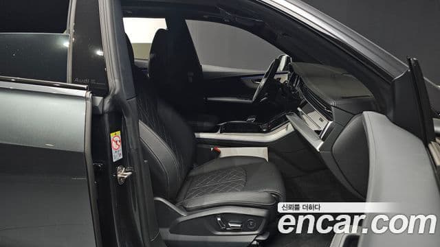 Audi Q8 (4M) Premium, 2025 10