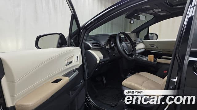 Toyota Sienna 4세대, 2021 10