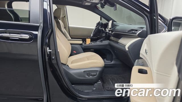 Toyota Sienna 4세대, 2021 11