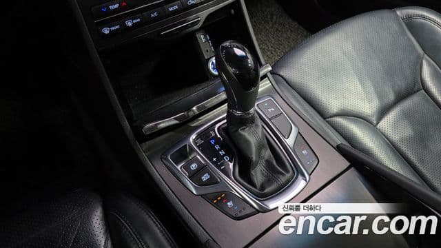 Hyundai Grandeur HG HG240 Modern Collection, 2017 9