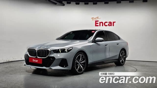 BMW 5시리즈 (G60) 530i xDrive M Sport, 2025 1
