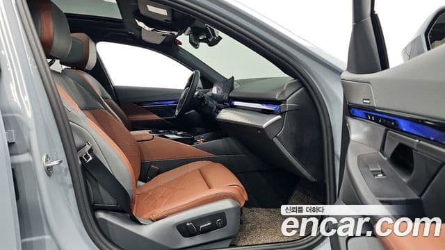 BMW 5시리즈 (G60) 530i xDrive M Sport, 2025 10