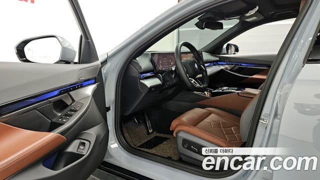 BMW 5시리즈 (G60) 530i xDrive M Sport, 2025 12