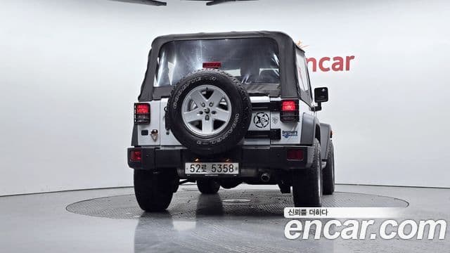 Jeep Wrangler (JK) 3.6 Sport 2도어, 2017 4