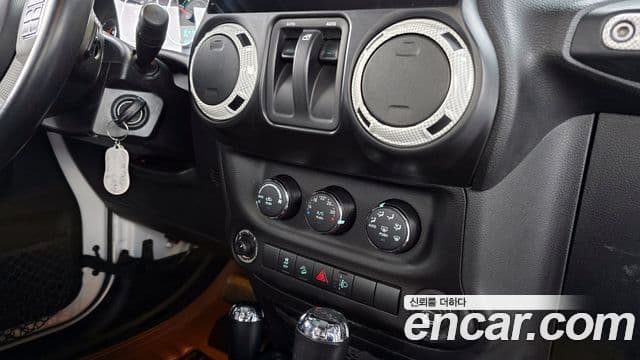 Jeep Wrangler (JK) 3.6 Sport 2도어, 2017 16