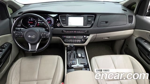 Kia All New Carnival Noblesse, 2016 7