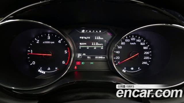 Kia All New Carnival Noblesse, 2016 8