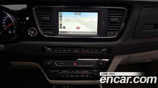 Kia All New Carnival Noblesse, 2016 15