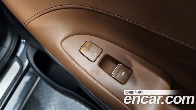 Hyundai Grandeur IG 3.3 Celebrity, 2018 18