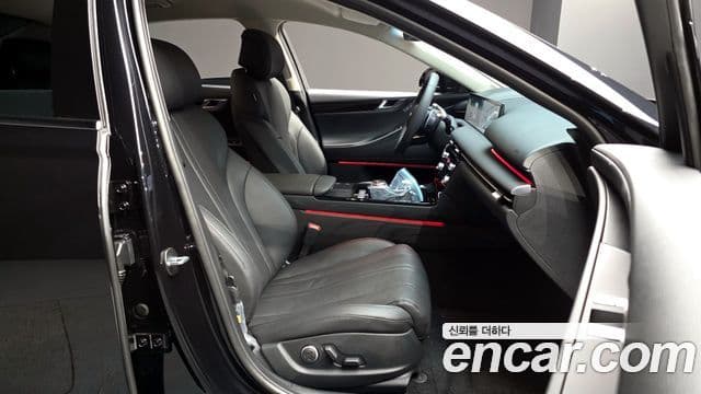 Genesis G80 (RG3) бензин 3.5 турбо AWD, 2026 11