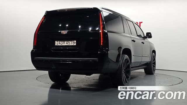 Cadillac Escalade 4세대, 2017 2