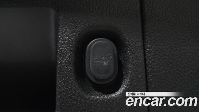 Cadillac Escalade 4세대, 2017 20