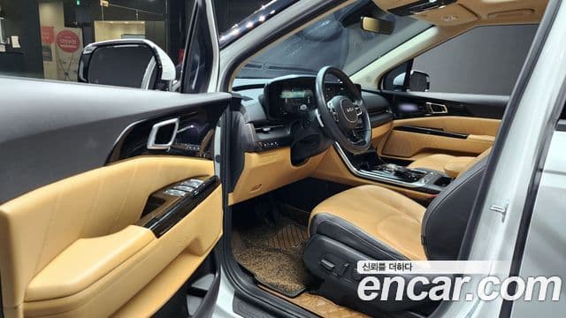 Kia Carnival 4세대 Signature, 2022 11