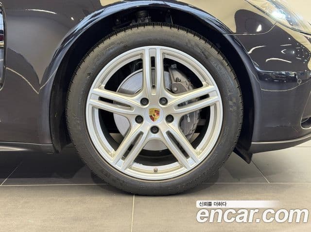 Porsche Panamera (971), 2020 6