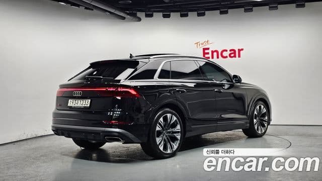 Audi Q8 (4M) Premium, 2025 2