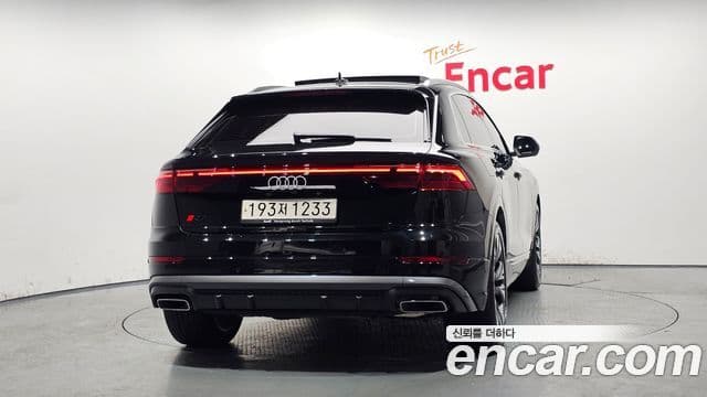 Audi Q8 (4M) Premium, 2025 4
