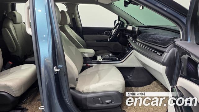 Kia Carnival 4세대 Signature, 2021 11