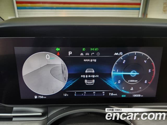 Kia Carnival 4세대 Signature, 2021 11