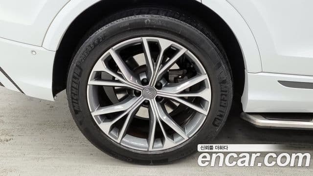 Audi Q8 (4M) Premium, 2020 18