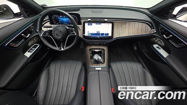 Mercedes-Benz E-класс W214 Exclusive, 2025 7
