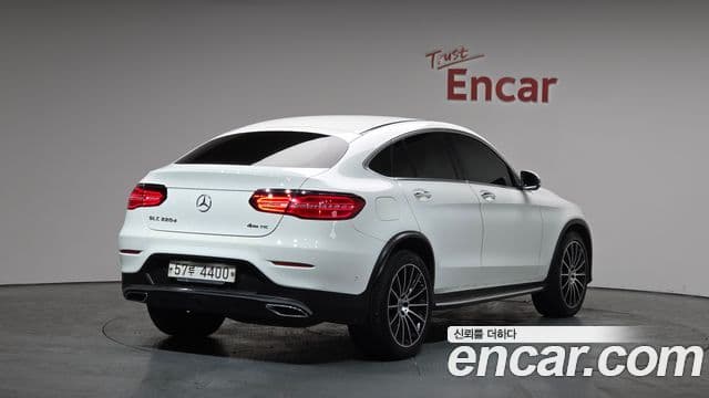 Mercedes-Benz GLC-класс X253 GLC220 d 4MATIC Premium купе, 2017 2