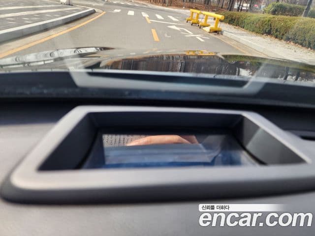 Genesis G90 Premium Luxury, 2019 10