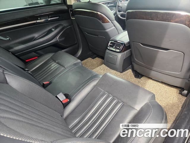 Genesis G90 Premium Luxury, 2019 20