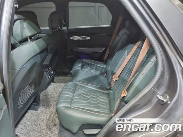 Genesis GV70, 2021 7