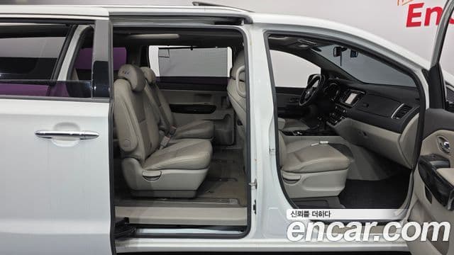 Kia All New Carnival Prestige, 2016 19