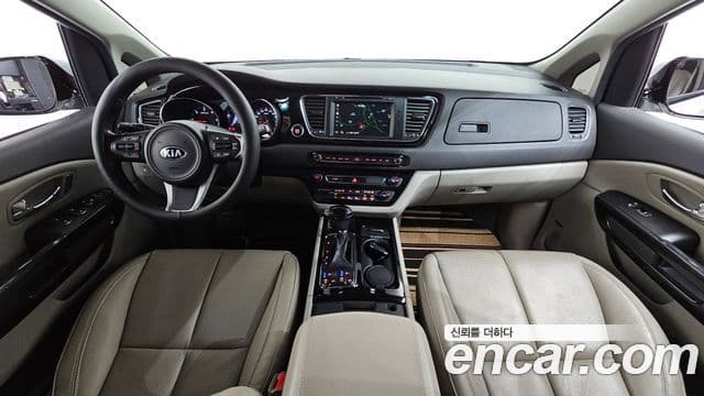 Kia All New Carnival Noblesse, 2016 7