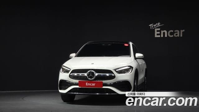 Mercedes-Benz GLA-класс H247 GLA250 4MATIC, 2022 3