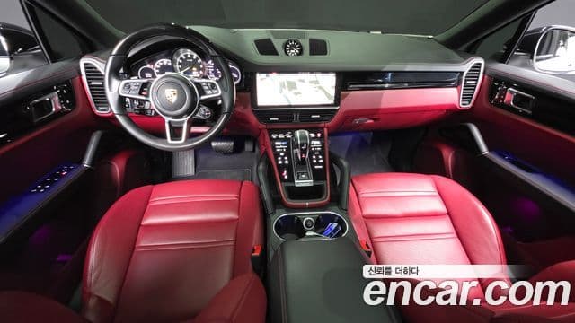 Porsche Cayenne (PO536) 3.0 E-гибрид купе, 2021 7